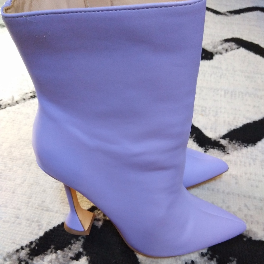 Pyramid Heeled Boots (NWOB)
